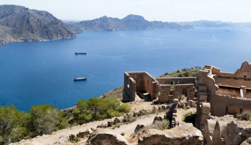 August 5 Free guided hike around the Castillitos gun batteries of Cabo Tiñoso