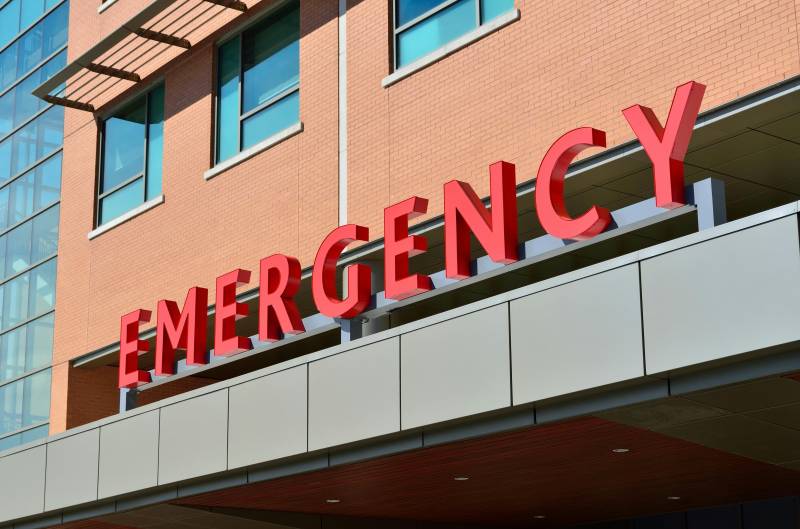 Murcia moves to protect health staff as attacks hit record high